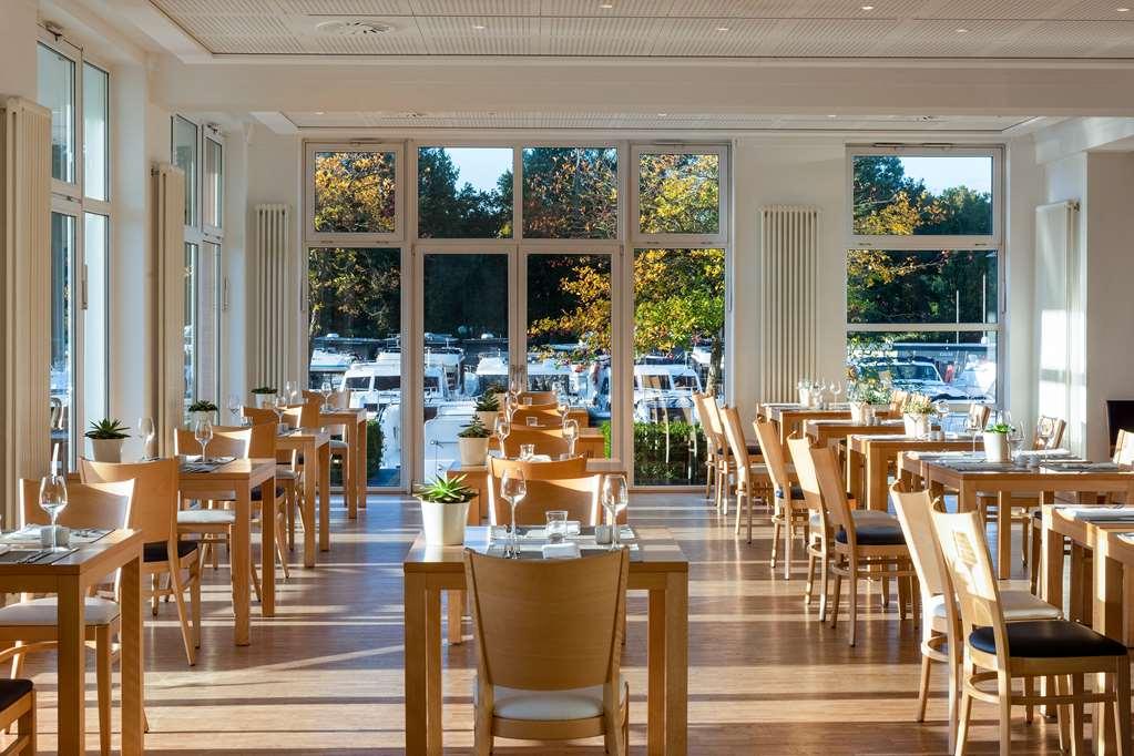 Precise Resort Marina Wolfsbruch Rheinsberg Restaurante foto